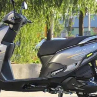 2023入门级踏板摩托车横评：铃木UY125、豪爵AFR125与USR125谁更值得买？