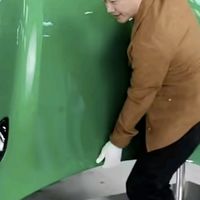 拆的是车，建的是信任！雷军跨年直播拆解小米YU7，硬刚车圈质疑