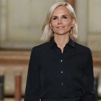 Tory Burch腰线可以低，姿态要高，释放自信从容、优雅舒展的气息