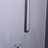 雷军拆车直播：技术透明化重构新能源汽车消费决策逻辑