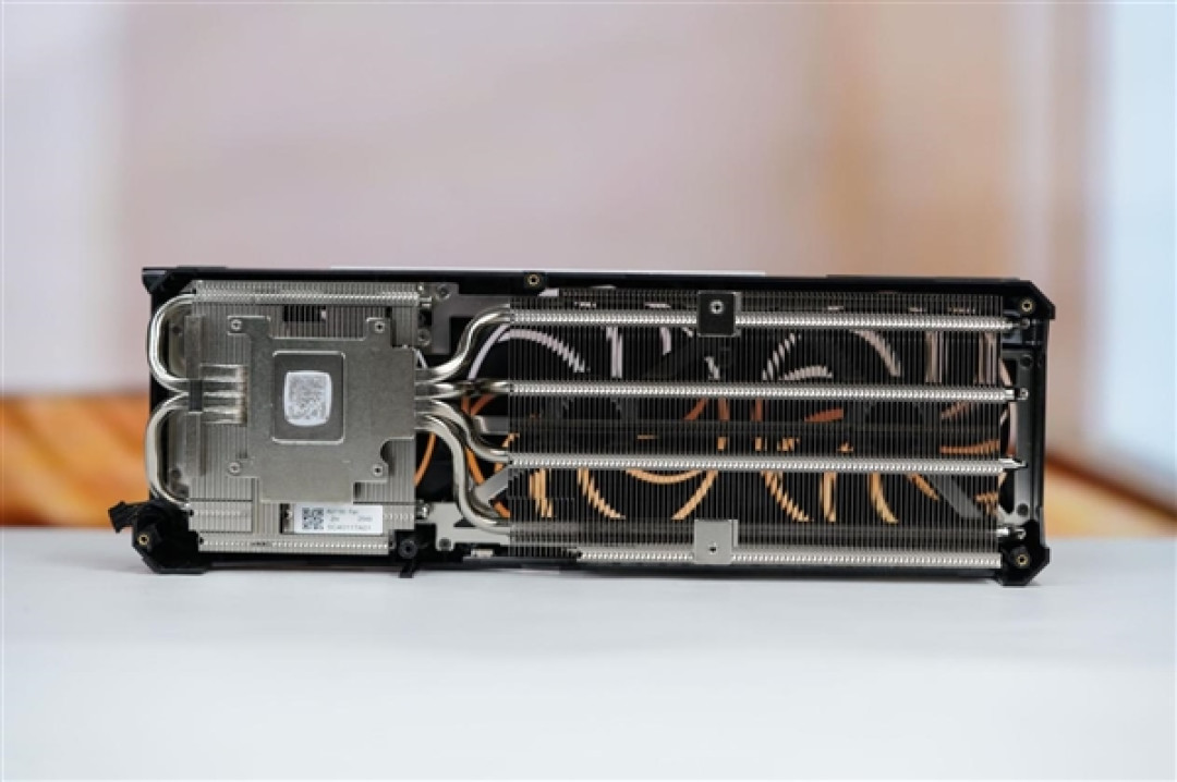 冰味十足！映众RTX 5060 Ti 16GB超级冰龙显卡图赏