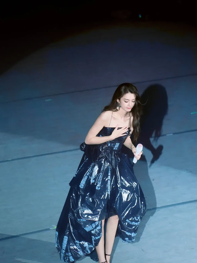 被她的神韵惊艳到了✨✨✨