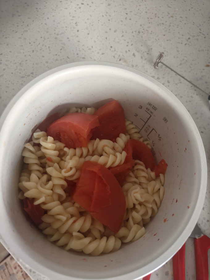 小熊驾到速食意面