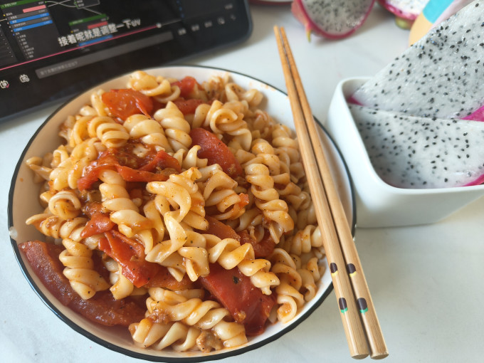 小熊驾到速食意面