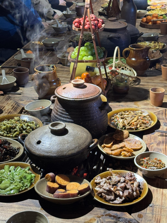 聚会餐饮