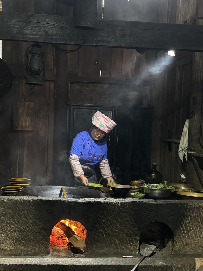 聚会餐饮