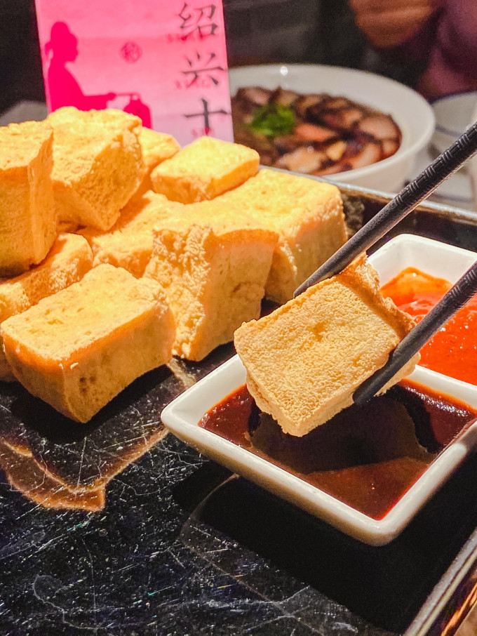 聚会餐饮