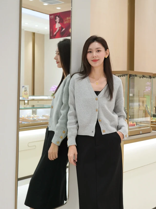 30+女儿才有的浪漫 给全家人买金✨