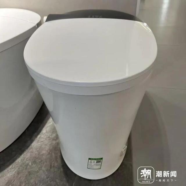 杭州大伯花1999元买的智能马桶漏水，师傅上门修了4次还是漏！店长：质量没问题，但同意更换