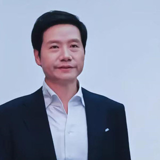 看了雷军，再看刘强东，发现：会打扮的男人，都是“油腻绝缘体”