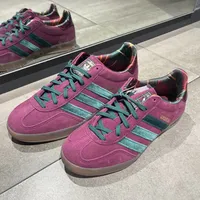 阿迪达斯三叶草是复古潮流还是过时设计？1000+用户观点大碰撞