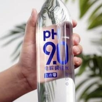 技术派饮水时代：保护肠胃碱性水推荐