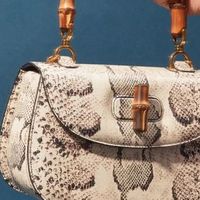 服饰穿搭 篇零：70年前的爆款：Gucci竹节马鞍包，奢华永恒，那它为什么还在火？