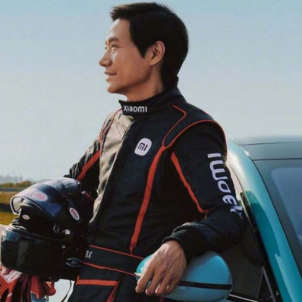 新 SU7 明明是 800V，却不敢再标 800V？雷军：所有部门说话都不能再让用户有歧义？用户观点大碰撞