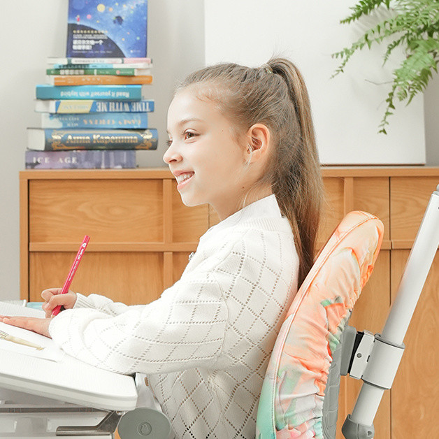 年货节抄作业！大将作桌椅实测：幼儿园用到高中，这波优惠太香了