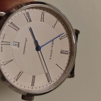 海鸥D819.418与ST2130机芯：国产包豪斯经典与稳定机芯标杆