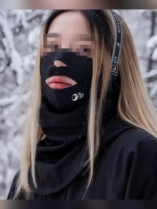 滑雪护脸 V 脸速干保暖透气防风滑雪面罩男女护具 #滑雪护脸面罩 #V脸滑雪面罩 #速干保暖面罩 #防风滑雪护具 #男女滑雪装备