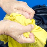 无荧光增白剂洗衣液深度测评：母婴同洗安全守护指南