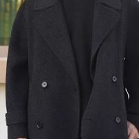 海澜之家羊毛大衣：温暖与风度兼备