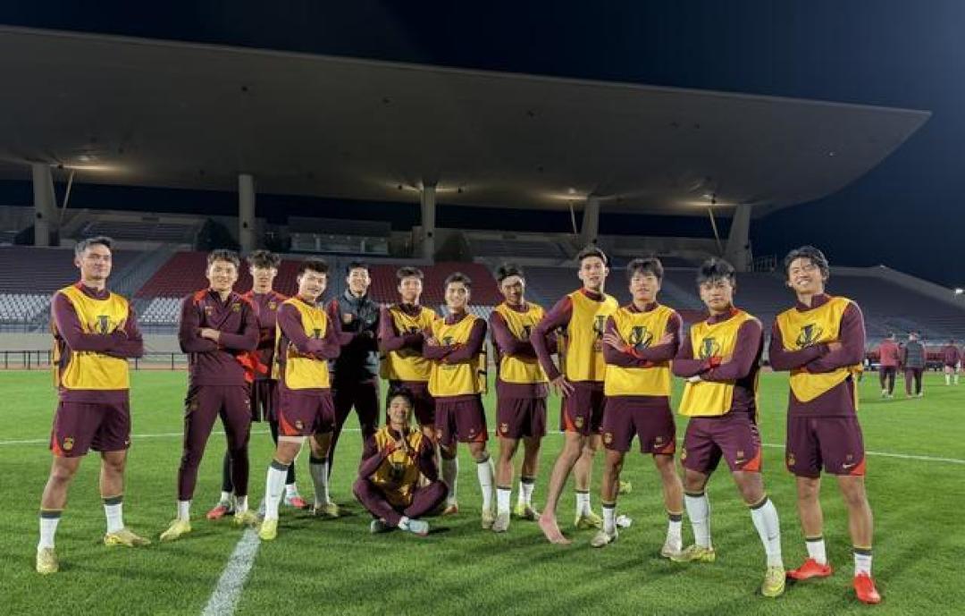 U23亚洲杯首战伊拉克，国足首发五国脚压阵，主打防守反击