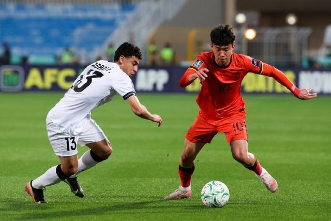 U23亚洲杯首战伊拉克，国足首发五国脚压阵，主打防守反击