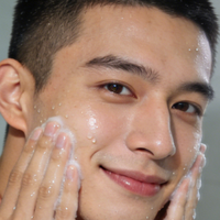 油痘肌 & 敏感肌男士氨基酸洁面攻略：5 款温和修护型产品实测