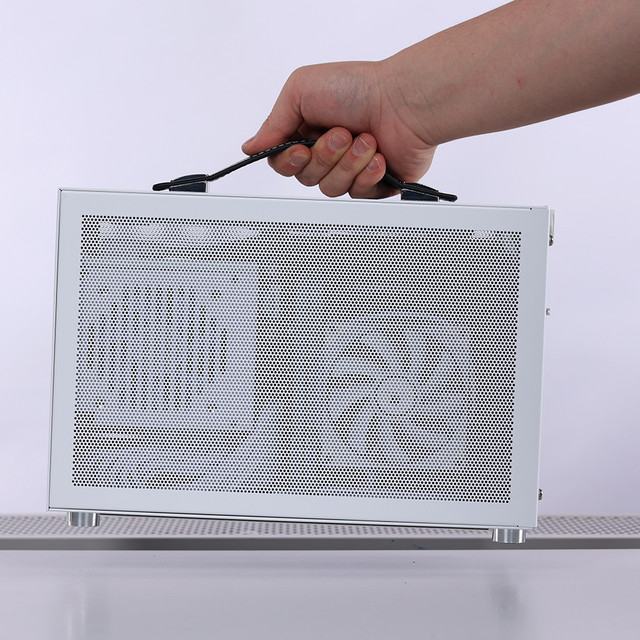 仅8.5L，可以提着走的ITX小钢炮，230F+5060Ti+闪鳞S300 Pro装机