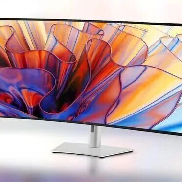 戴尔UltraSharp 52超宽屏亮相：6K级别分辨率搭配120Hz刷新率