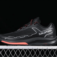 防滑防水袜溯溪鞋：实用装备还是智商税？全网观点大PK