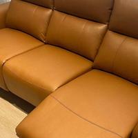 客厅舒适无分歧！奥洛芙森小三人电动沙发， 解锁全家舒适自由