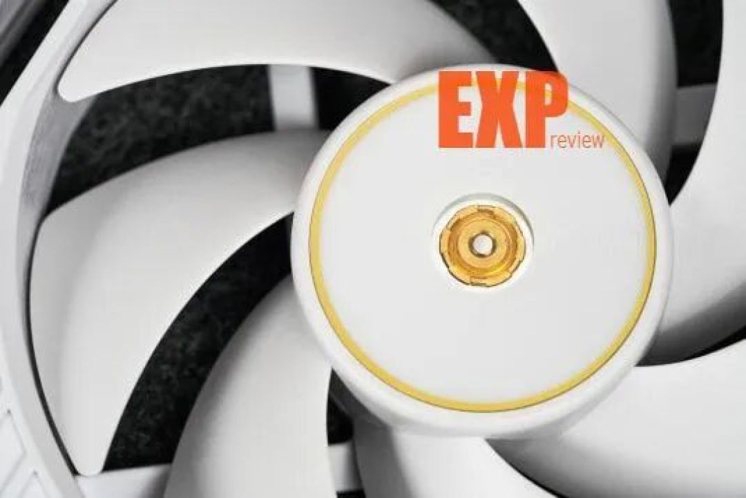 华硕ProArt 创梦120风扇评测:低调高性能,还能“手拉手”