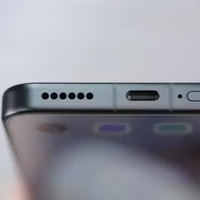 荣耀率先掀桌子，10000mAh+骁龙8至尊版打到2429元，友商彻底失眠