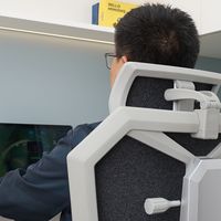 熬夜加班久坐不累，打工的简单快乐：享耀家工学至尊A8电脑椅分享