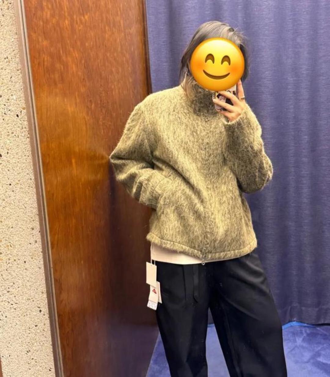 告别女装“内卷”，中年女性在男装区找到新年战袍的“最优解”