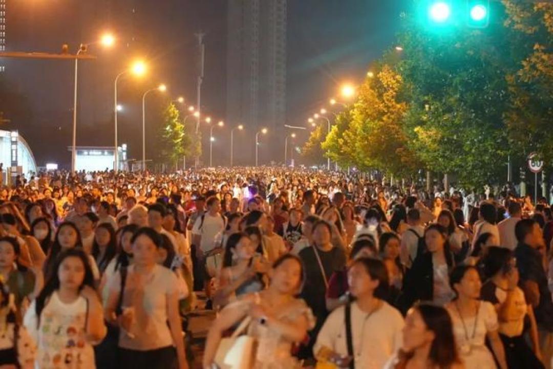 引爆一座城、震撼全网，时代少年团演唱会登顶年度价值之王