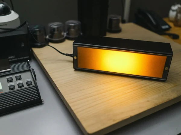 新产品 暗房钠灯安全灯