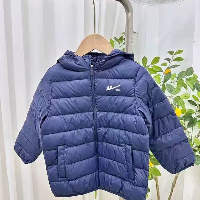 回力儿童轻薄羽绒服测评｜中大童男女宝通穿，保暖不臃肿还百搭