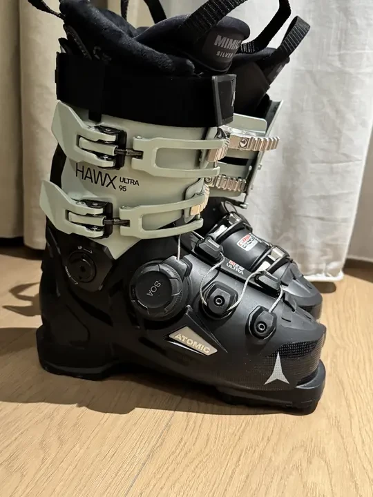 推荐atomic这款雪鞋！