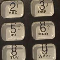 低成本适老化改造1：插卡座机解决老人通信问题