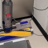 戴森V12的绿光探测，直接颠覆我的清洁认知💚