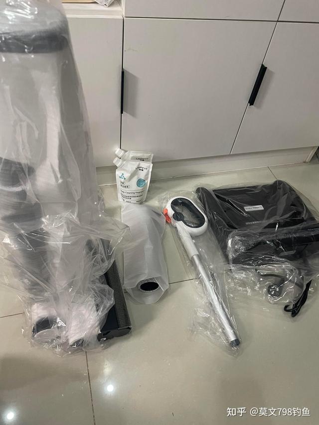 不考虑价钱的话，功能最齐全的洗地机是哪款？