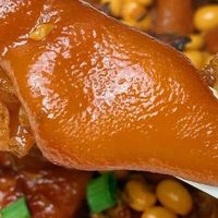 年夜饭必备硬菜：黄豆焖猪蹄，软糯入味超下饭