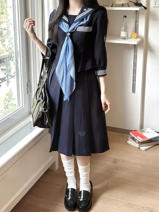 梗豆家的衣服为什么都这么好看！求帮选