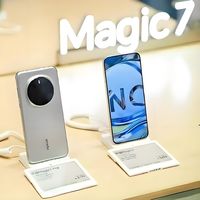 荣耀旗舰清仓，骁龙8至尊版+80W无线充电，16GB+512GB跌至3661元