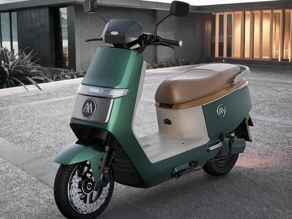 推荐三款有范的电动车，续航100km，颜值智能全在线，4000元左右