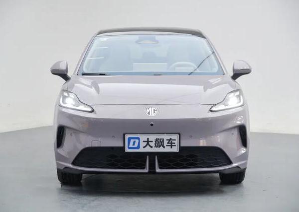 MG4：首款搭载半固态电池的车，必须买来拆！