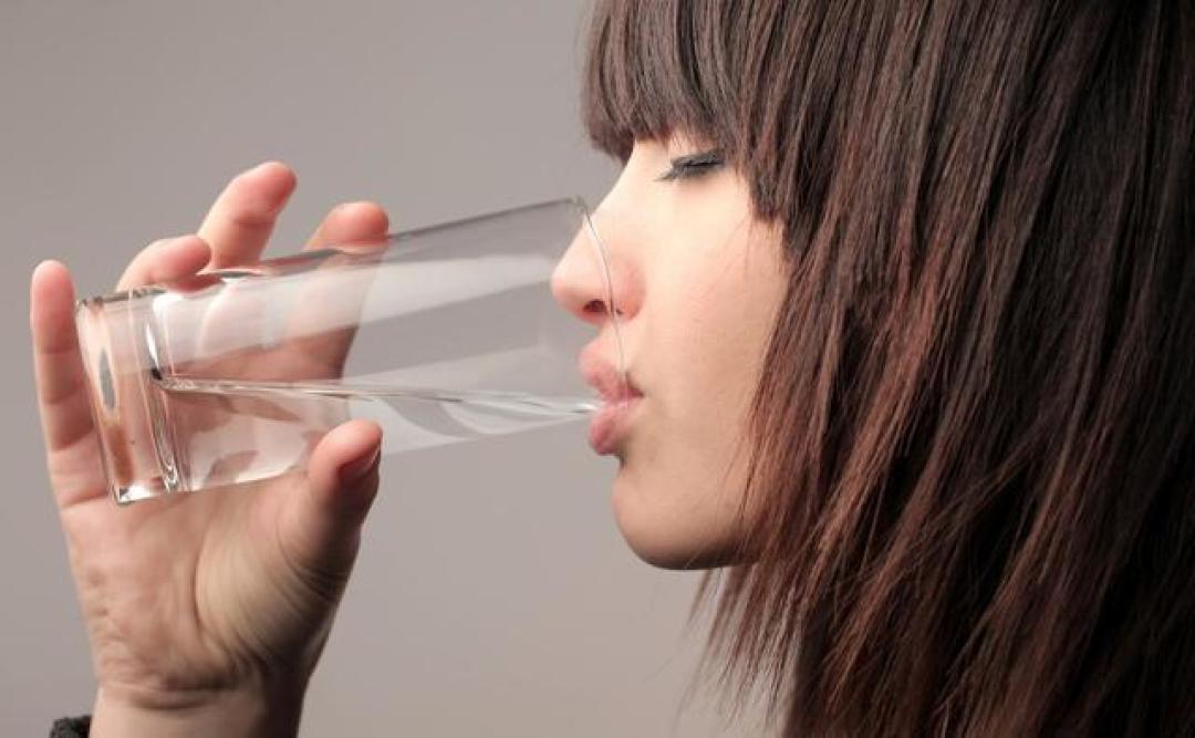 7天瘦13斤的“液断”真相:减掉的不是脂肪,是你的健康