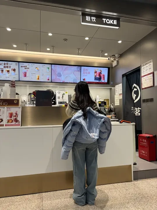 咱就是说迪桑特的羽绒服背带设计深得我心