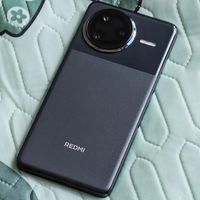 红米K90是“全能水桶机”还是“参数堆料王”？2599元起售引热议