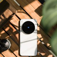 小米18双2亿影像和磁吸生态是旗舰新标杆还是参数内卷？750+用户观点大PK